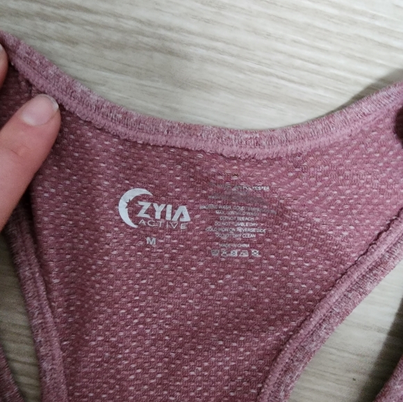 Active top - Picture 2 of 2